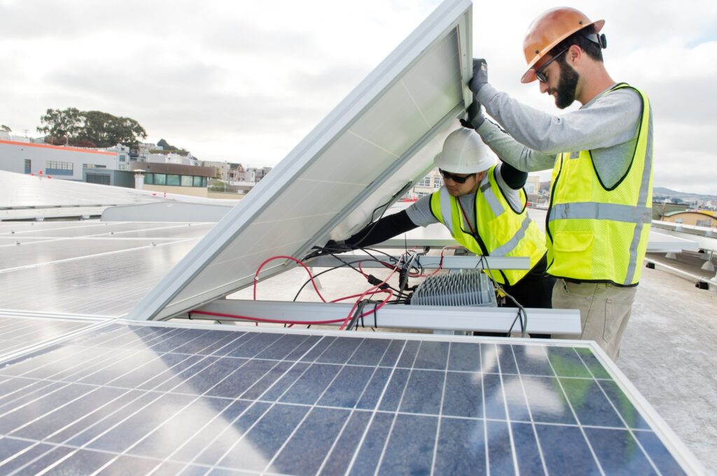solar panel maintenance service